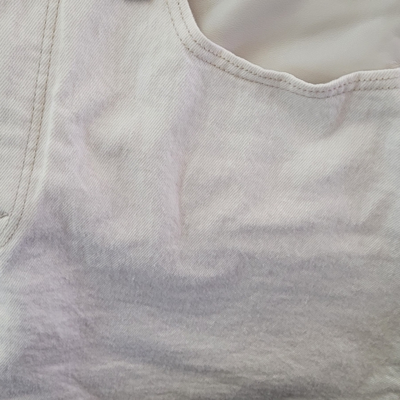 Shorts - Picture 6 of 8